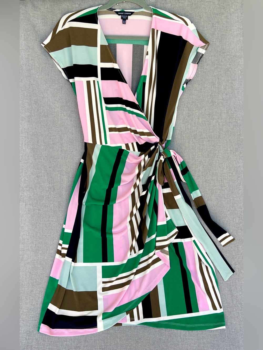 Maggy London geometric print wrap belt dress green pink blue olive size 10